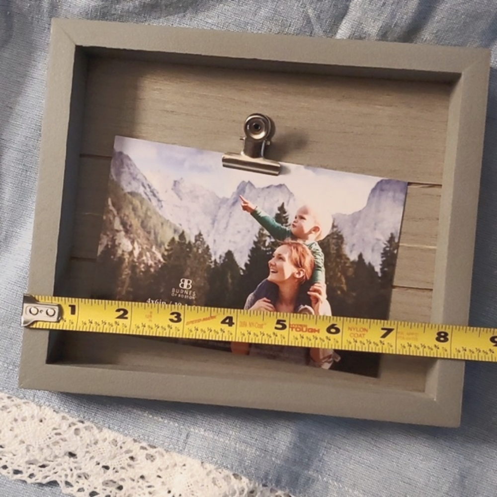 Wooden Clip‎ Frame